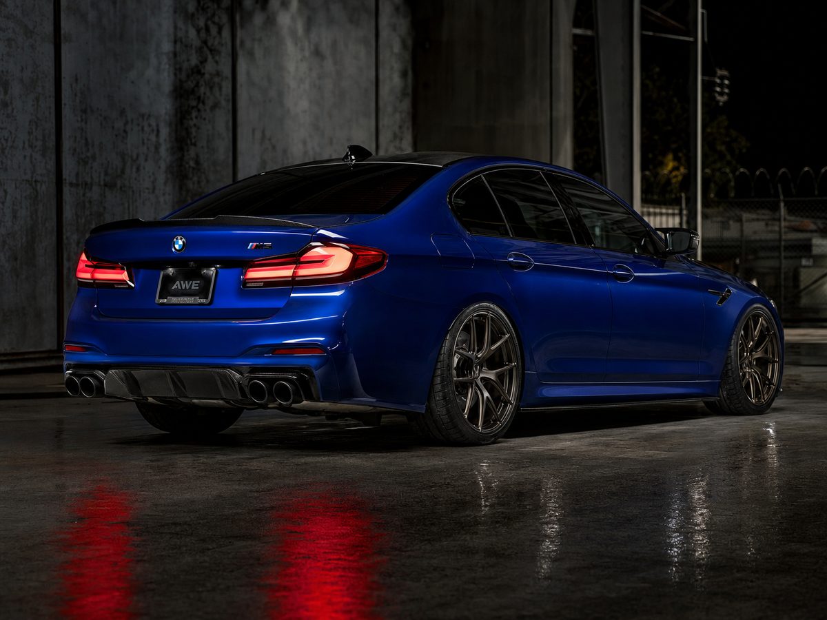 四虎视频 BMW M5改装视频